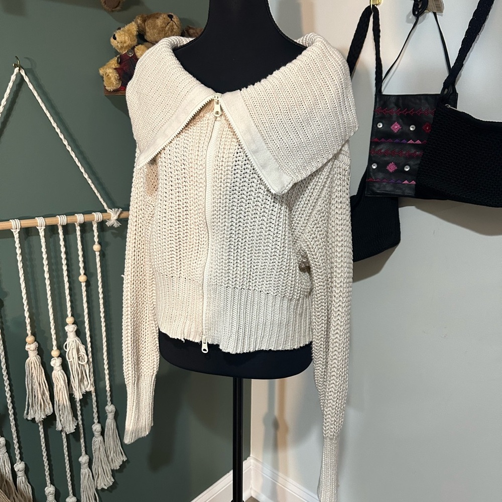 Aerie Cream Knit Zip Up Sweater